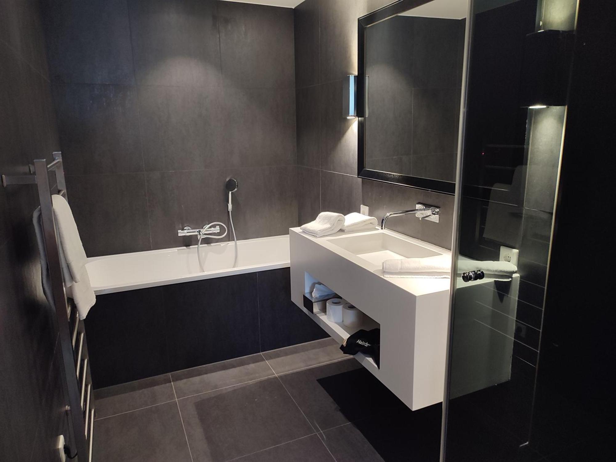 B-Aparthotel Kennedy Гаага Екстер'єр фото