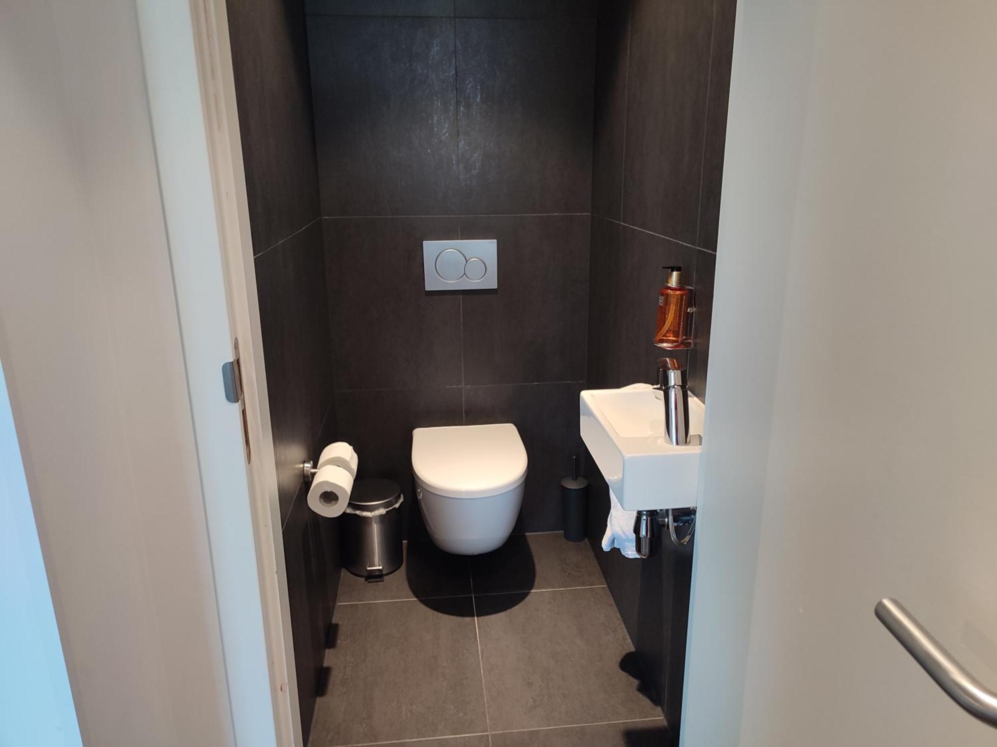 B-Aparthotel Kennedy Гаага Екстер'єр фото
