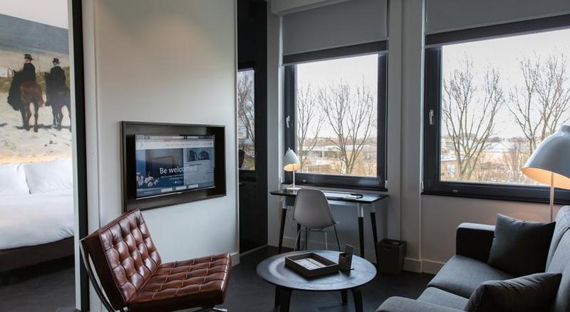 B-Aparthotel Kennedy Гаага Екстер'єр фото