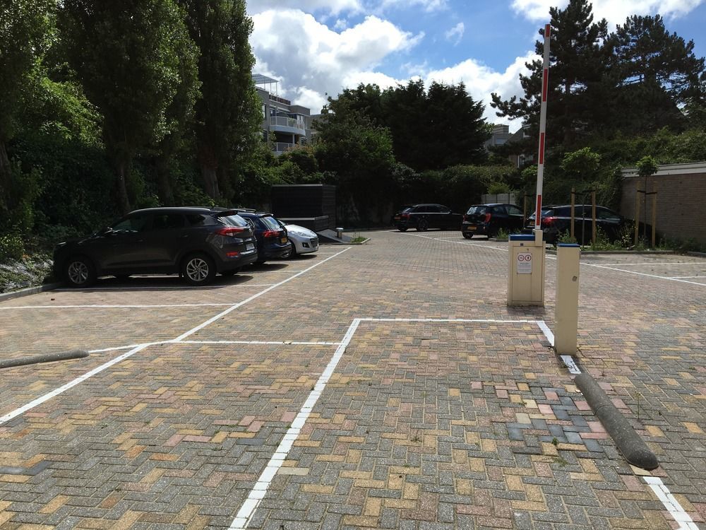 B-Aparthotel Kennedy Гаага Екстер'єр фото